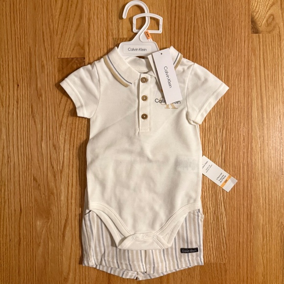 Calvin Klein Baby Boy 2 Piece Outfit Set - Picture 2 of 12